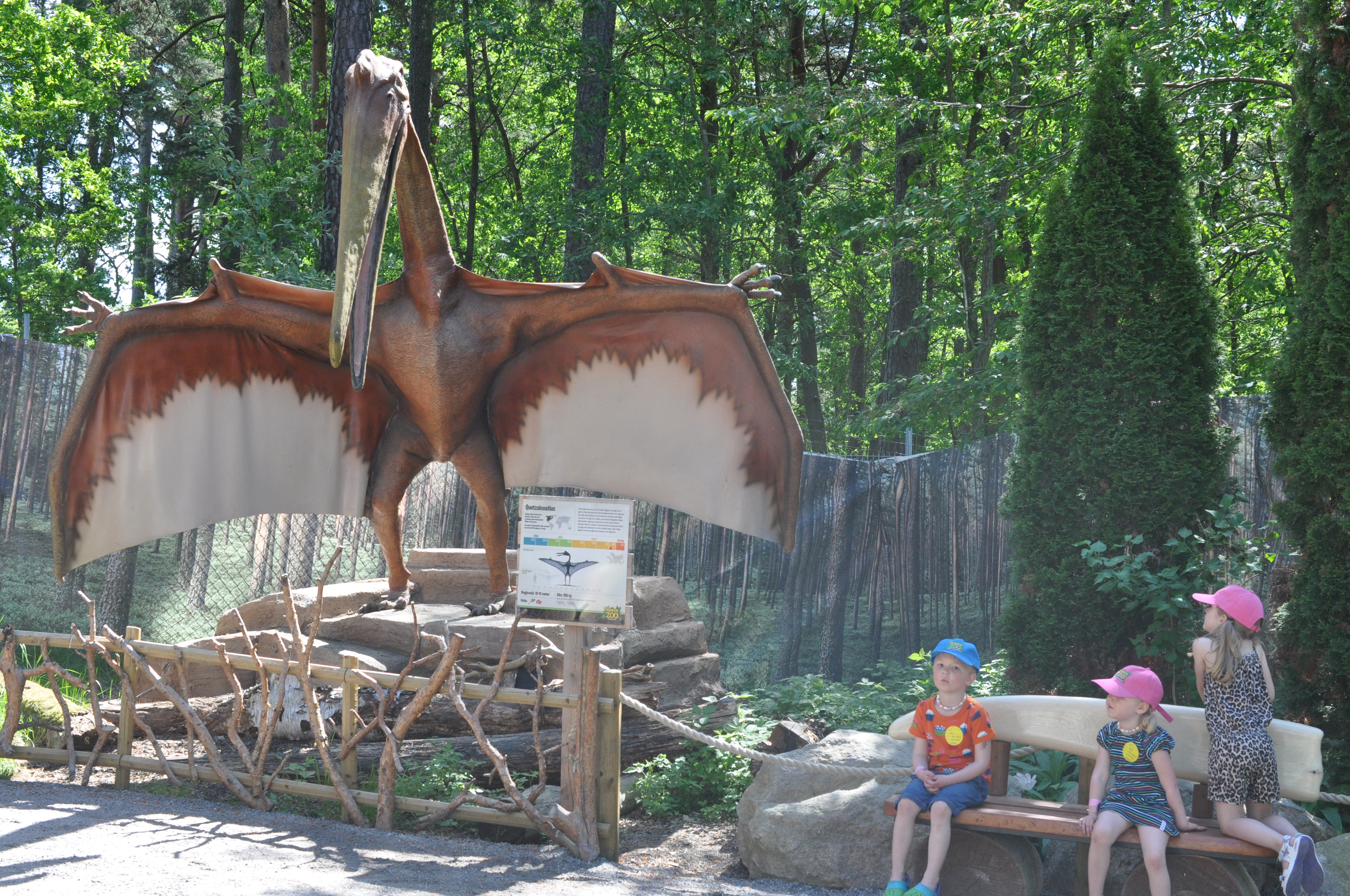 parken zoo dinosaurier