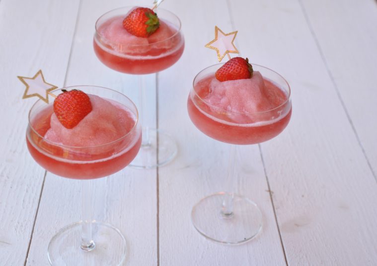 Frosé frozen rosé strawberry syrup